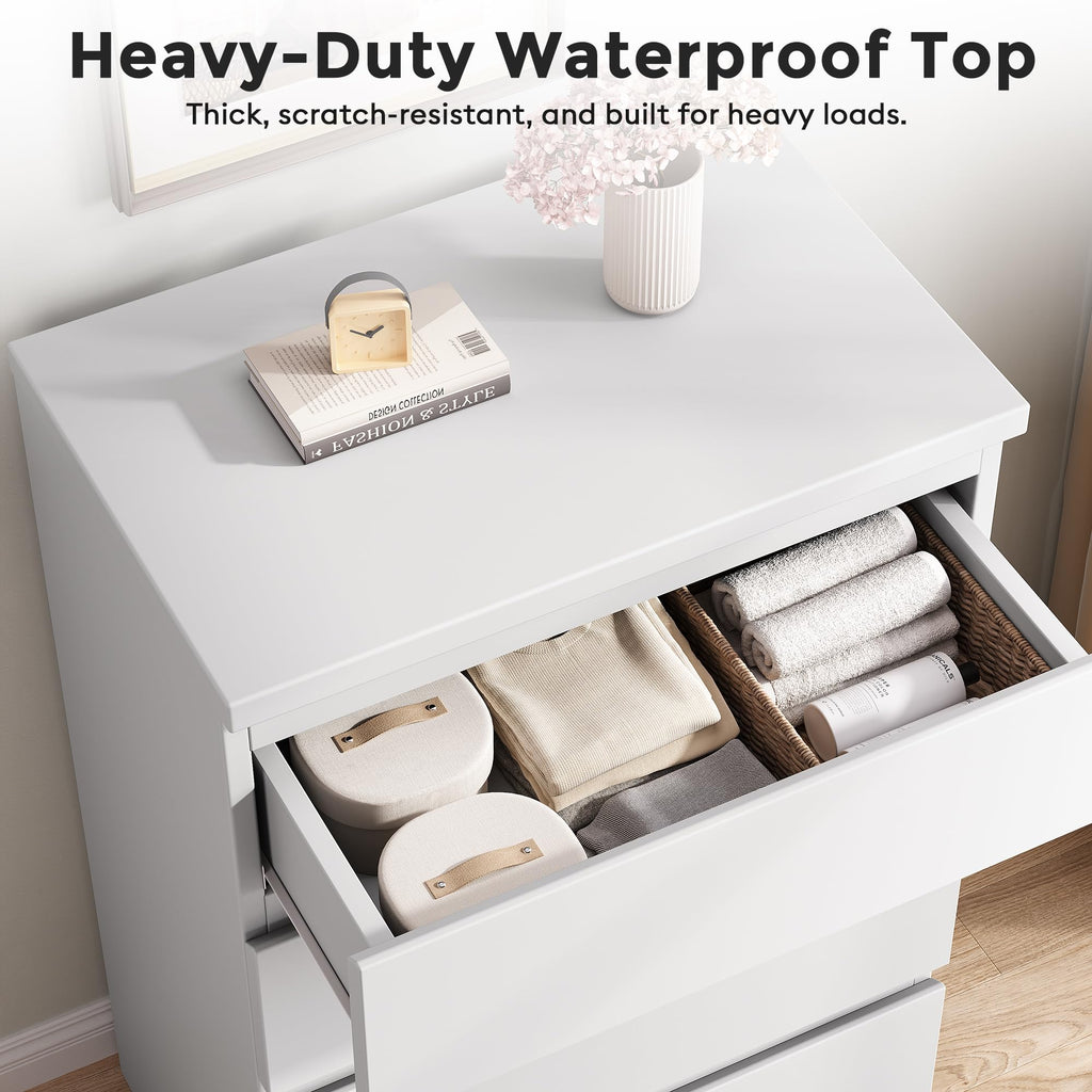 White 4 Drawer Wood Dresser T35717