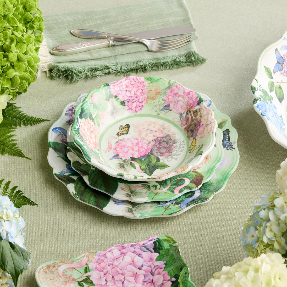 Melamine 12-Piece Dinnerware Set Service for 4 E8970